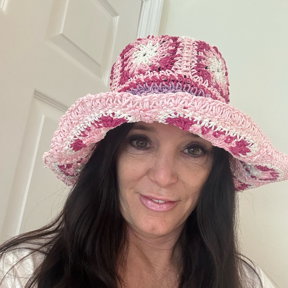 NWT Steve Madden macramé hat